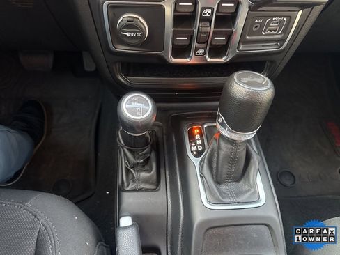 Used 2022 Jeep Wrangler Unlimited Sport image 22