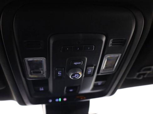 Used 2023 Chevrolet Tahoe Z71 w/ Z71 Off-Road Package image 24