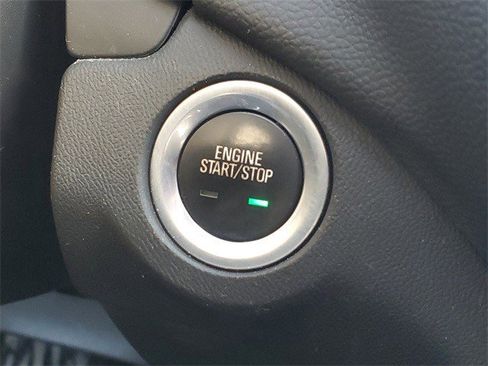 Certified 2021 Chevrolet Equinox LT image 25