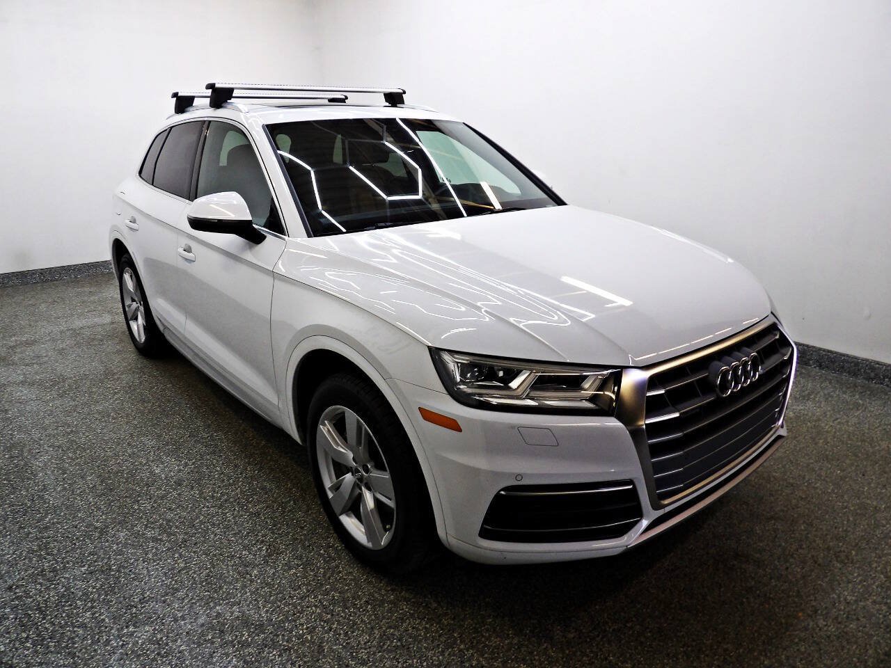 Used 2019 Audi Q5 2.0T Premium Plus AWD/4WD image 3