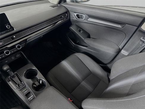 Used 2023 Honda Civic LX image 30