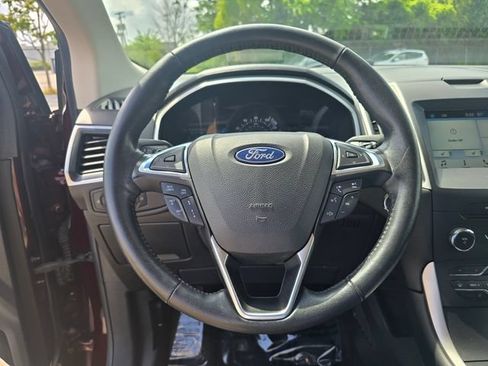Used 2018 Ford Edge SEL w/ Equipment Group 201A FWD image 25