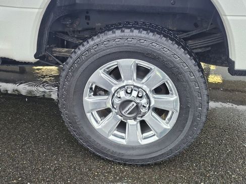 Used 2019 Ford F350 Platinum w/ FX4 Off-Road Package AWD/4WD image 11