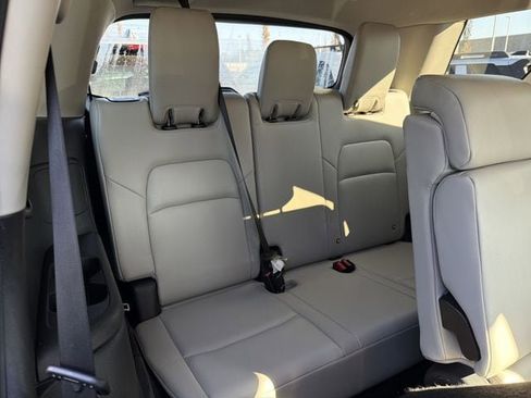 Used 2022 Nissan Pathfinder SL image 22