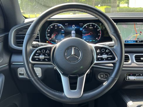 Certified 2022 Mercedes-Benz GLE 450 4MATIC w/ Premium Package image 18