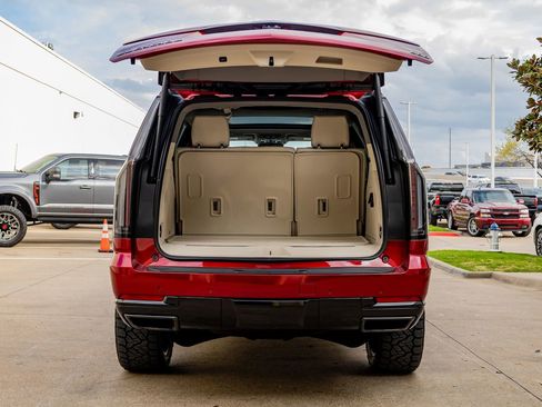 Used 2025 Cadillac Escalade Sport Platinum w/ LPO, Floor Liner Package image 9