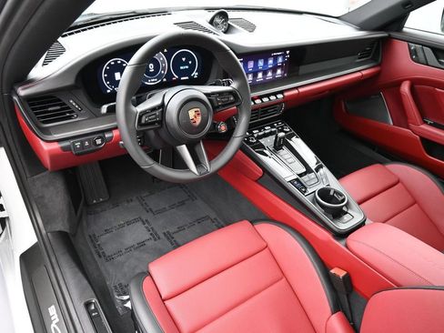 Certified 2026 Porsche 911 Carrera 4S AWD/4WD image 4
