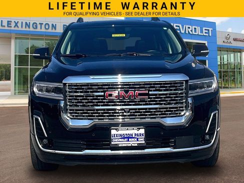 Used 2023 GMC Acadia Denali w/ Black Diamond Edition AWD/4WD image 3
