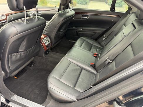 Used 2013 Mercedes-Benz S 550 4MATIC image 11