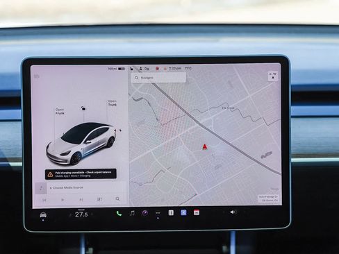 Used 2020 Tesla Model 3 Performance image 11