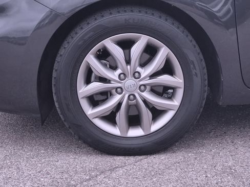 Used 2021 Kia Sedona EX w/ EX Premium Package FWD image 14