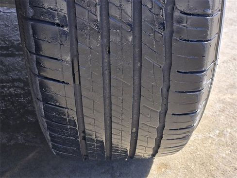 Used 2025 Cadillac XT5 Premium Luxury w/ Technology Package image 12