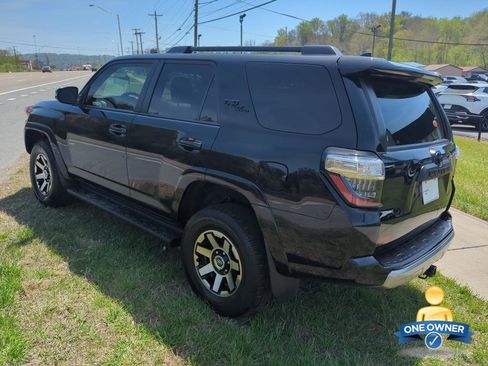 Used 2023 Toyota 4Runner TRD Off-Road Premium w/ Moonroof Package image 2