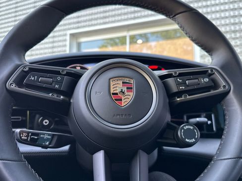 New 2025 Porsche Taycan image 24