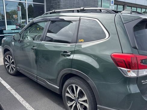 Used 2023 Subaru Forester Limited w/ Popular Package #2 image 11