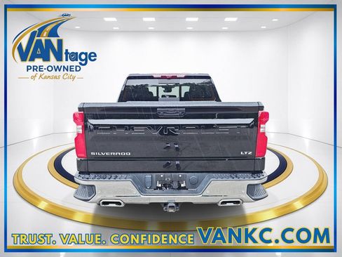 Certified 2025 Chevrolet Silverado 1500 LTZ w/ LTZ Premium Package AWD/4WD image 7