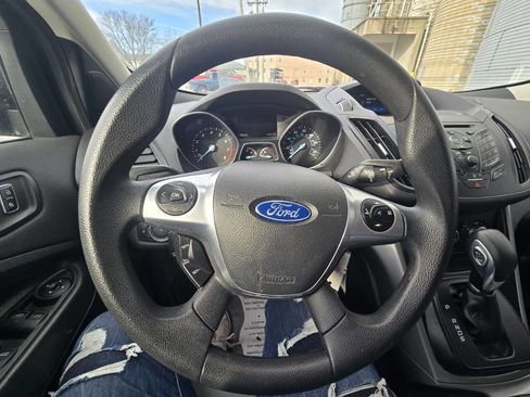 Used 2016 Ford Escape SE image 15
