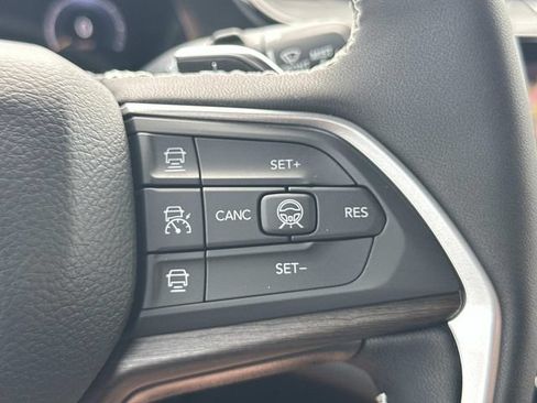 New 2026 Jeep Grand Cherokee L Limited w/ Luxury Tech Group II RWD image 28