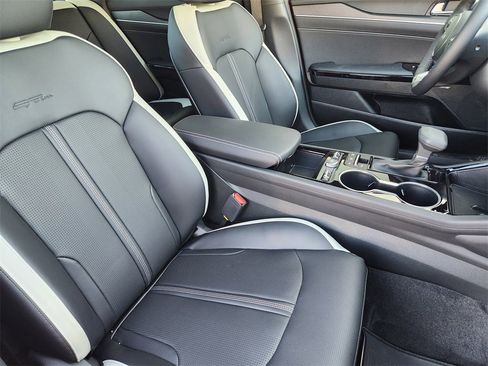 New 2026 Kia K5 GT-Line image 10