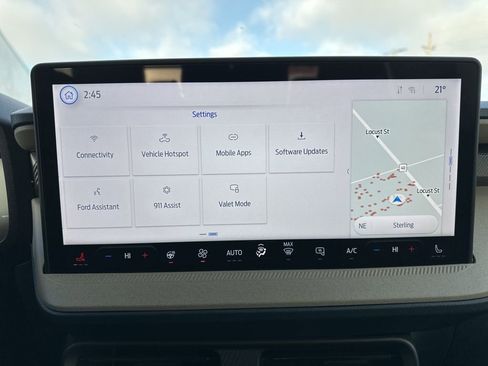 New 2025 Ford Maverick Lariat image 37