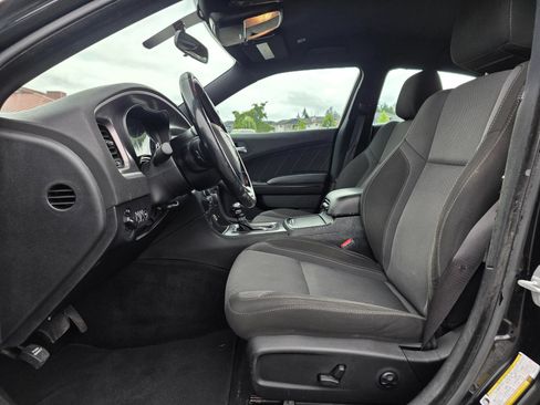 Used 2021 Dodge Charger SXT w/ Blacktop Package RWD image 23