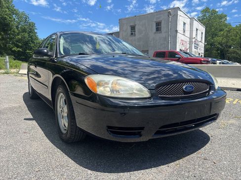 Used 2006 Ford Taurus SE FWD image 6