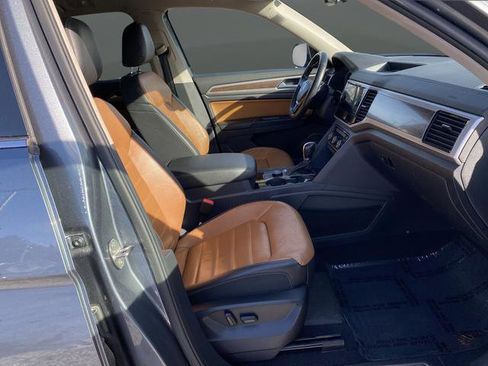 Used 2019 Volkswagen Atlas SEL Premium image 36