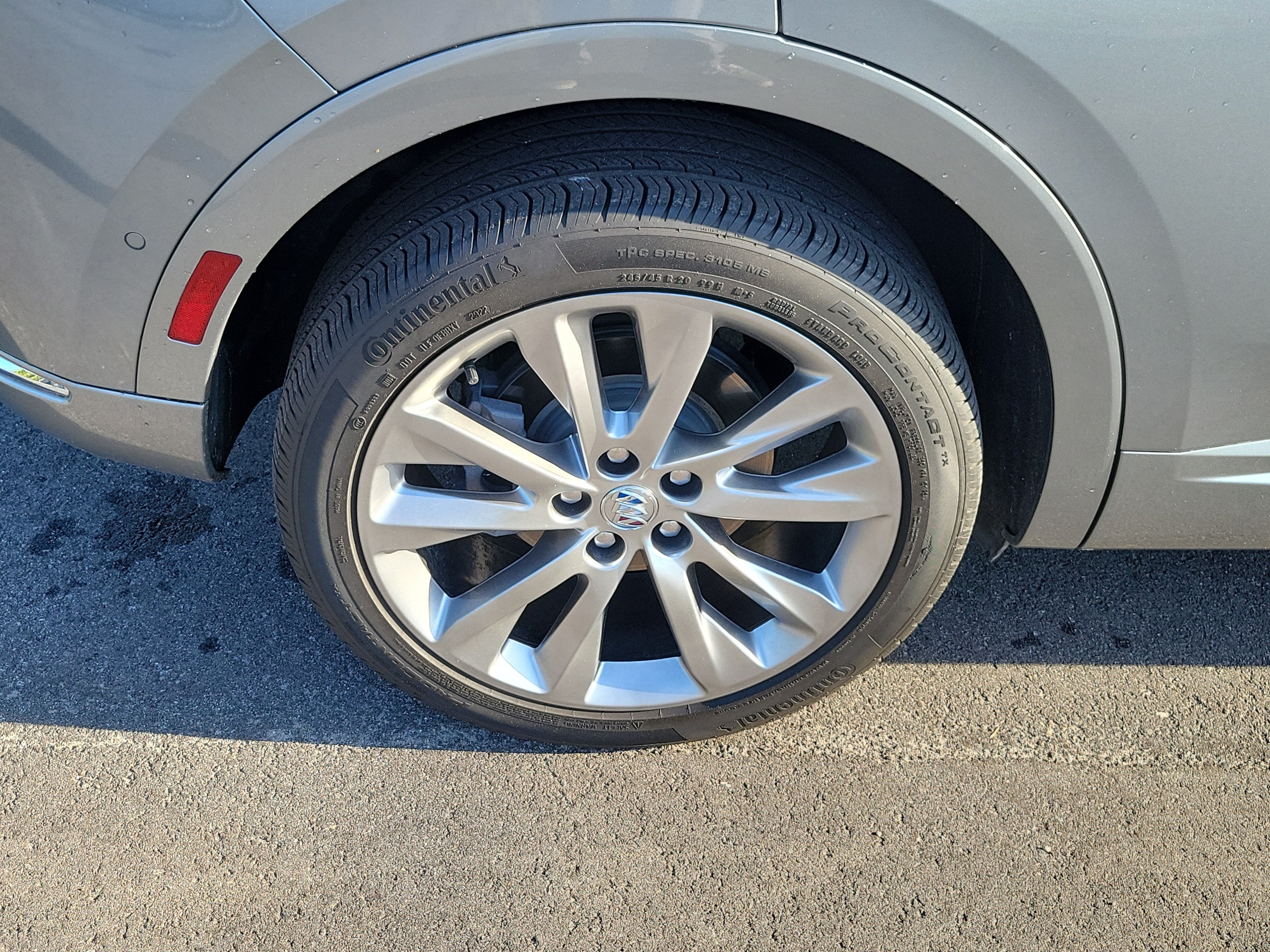 Used 2023 Buick Envision Avenir FWD image 41