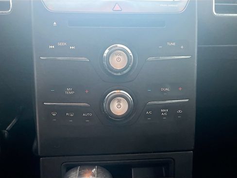 Used 2018 Ford Flex SEL w/ Equipment Group 202A FWD image 16