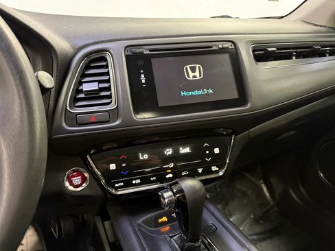 Used 2017 Honda HR-V EX image 17