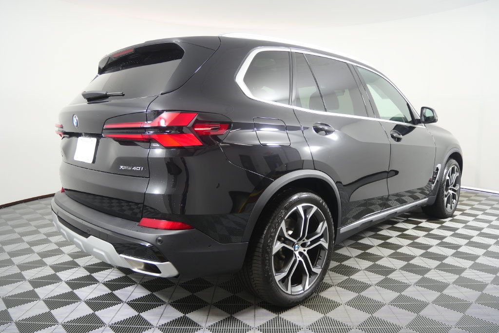 Used 2026 BMW X5 xDrive40i AWD/4WD image 4