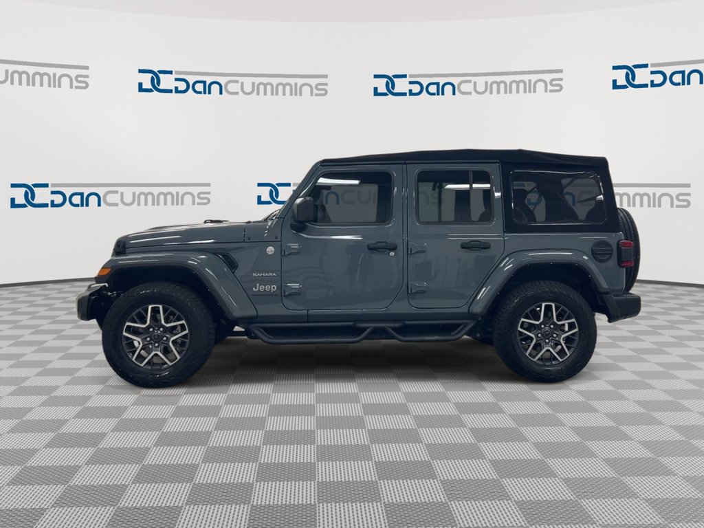 Used 2024 Jeep Wrangler Unlimited Sahara AWD/4WD image 5