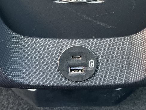 Used 2023 Ford Mustang Mach-E Premium image 21