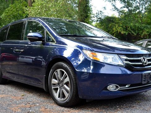 Used 2015 Honda Odyssey Touring image 4