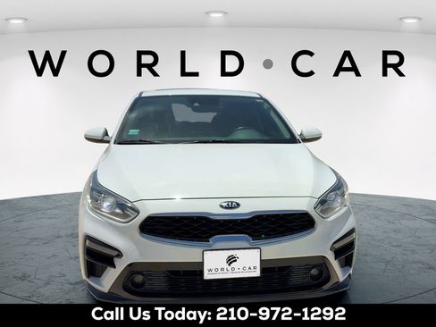 Used 2019 Kia Forte S w/ S Premium Package FWD image 9