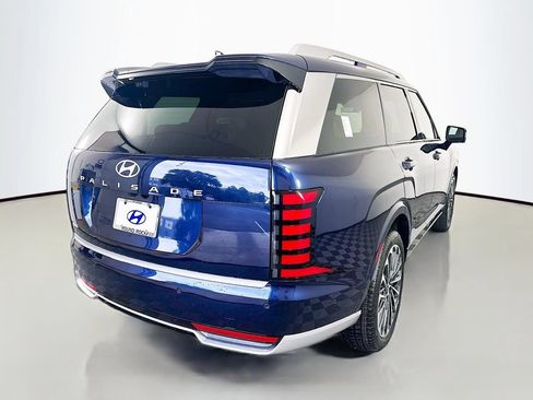 New 2026 Hyundai Palisade Calligraphy FWD image 5