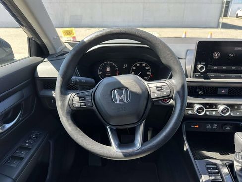 Certified 2023 Honda CR-V EX image 12