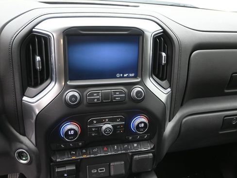 Used 2022 Chevrolet Silverado 1500 LTZ image 12