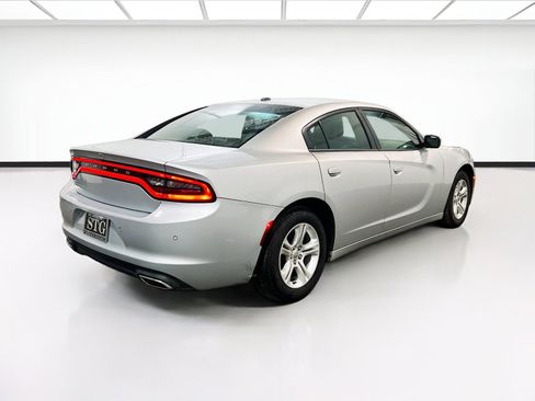 Used 2021 Dodge Charger SXT w/ Leather Interior Group image 4