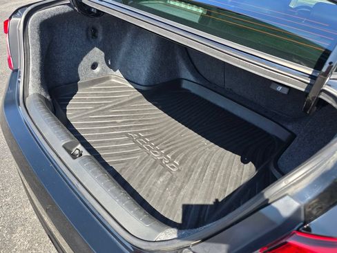 Used 2020 Honda Accord EX-L image 19