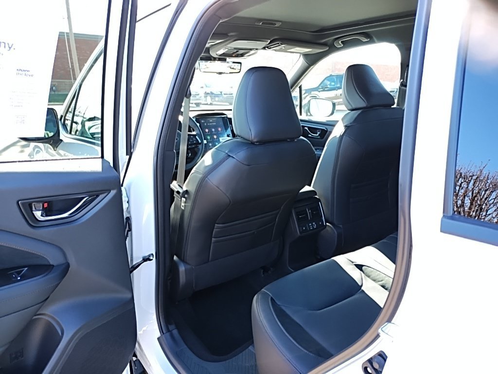 Used 2026 Subaru Forester Touring AWD/4WD image 46