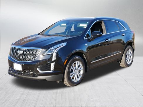 Certified 2024 Cadillac XT5 Luxury image 2