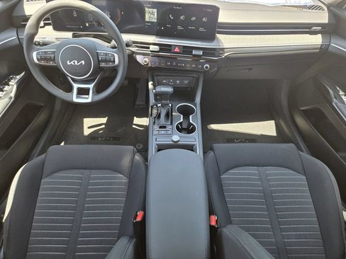 New 2026 Kia K5 LXS FWD image 18