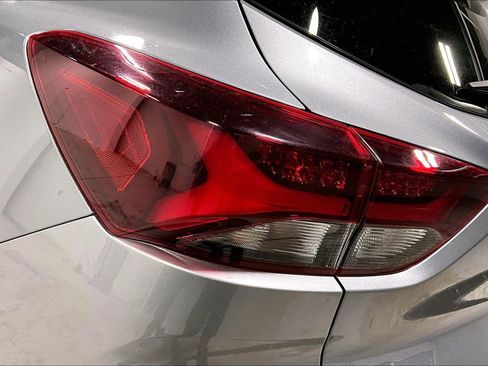 Used 2023 Chevrolet TrailBlazer RS w/ Sun and Liftgate Package image 40