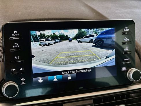 Used 2022 Honda Accord Sport Special Edition image 12