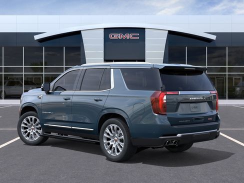 New 2026 GMC Yukon Denali w/ Denali Reserve Package AWD/4WD image 3