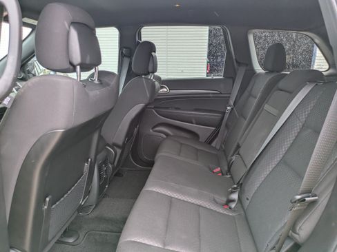 Used 2022 Jeep Grand Cherokee Laredo E RWD image 13