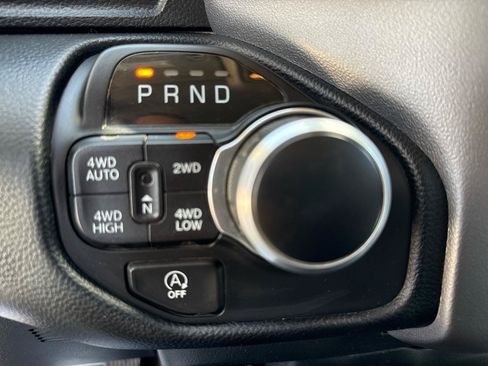 Used 2020 RAM 1500 Lone Star AWD/4WD image 43