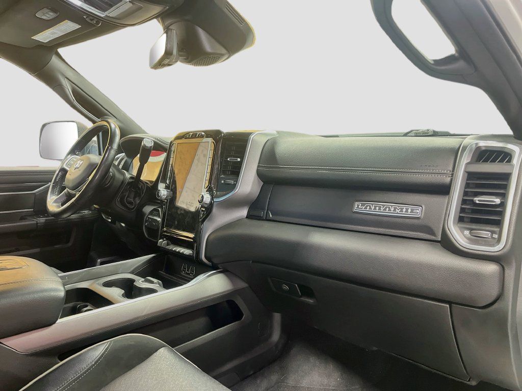 Used 2022 RAM 2500 Laramie w/ Night Edition AWD/4WD image 30