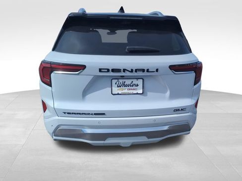 New 2026 GMC Terrain Denali w/ LPO, Black Badging Package AWD/4WD image 4